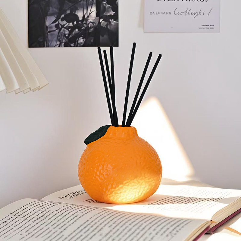 Home Fragrance M&S Disinfectant Hack - Creatieve simulatie oranje aromatherapie fles woonkamer